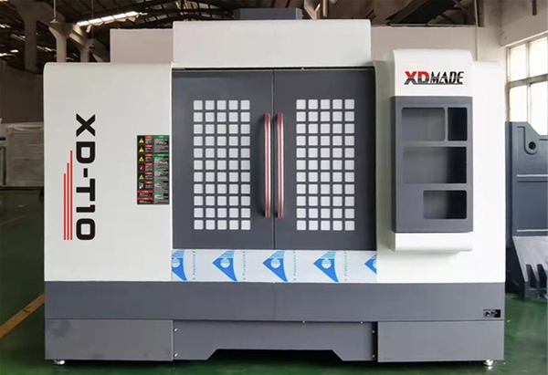 鉆攻中心機  XD-T10（日本三菱系統）~品牌：Xinda