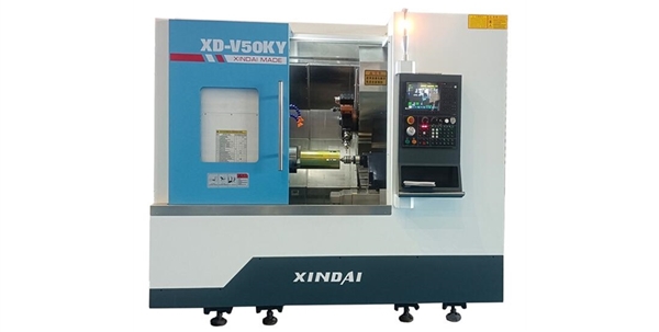 XD—50KY動力刀塔尾座機（（52刀塔尾座機—X軸行程500mm Z軸大行程500mm）